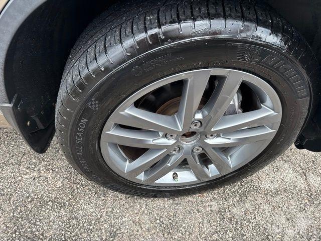 Volkswagen Touareg  2016