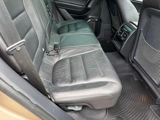 Volkswagen Touareg  2016
