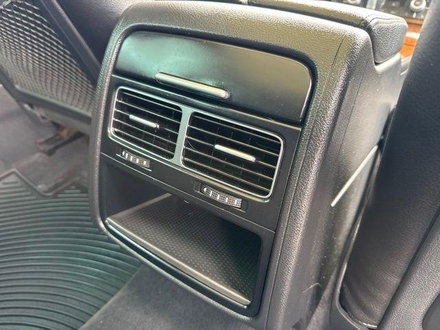 Volkswagen Touareg  2016