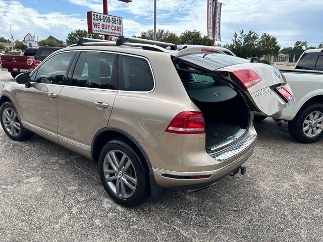 Volkswagen Touareg  2016