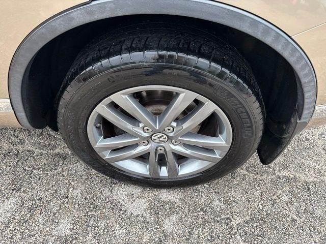 Volkswagen Touareg  2016