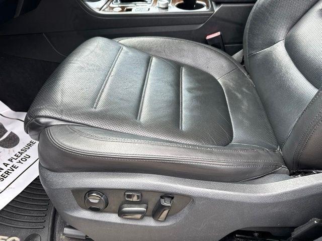 Volkswagen Touareg  2016