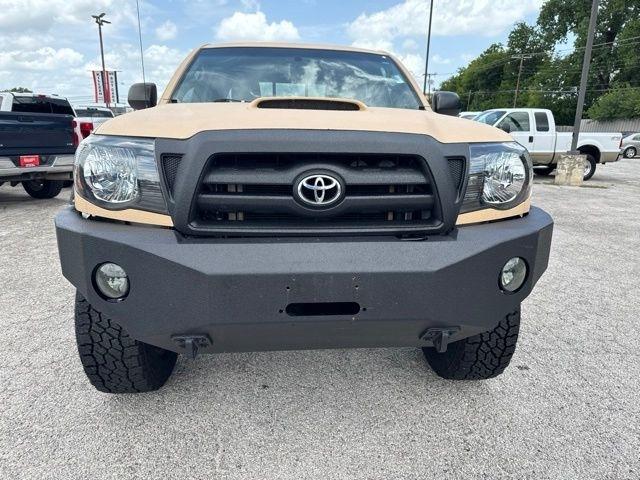 Toyota Tacoma  2005