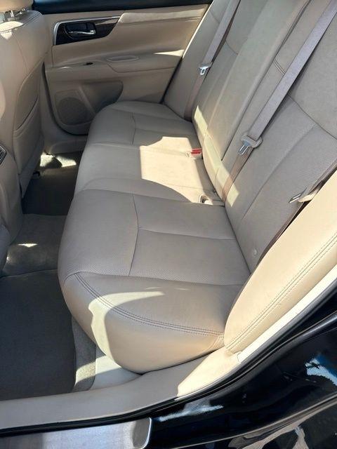 Nissan Altima  2013