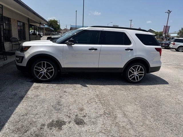 2017 Ford Explorer Sport