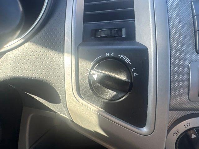 Toyota Tacoma  2010
