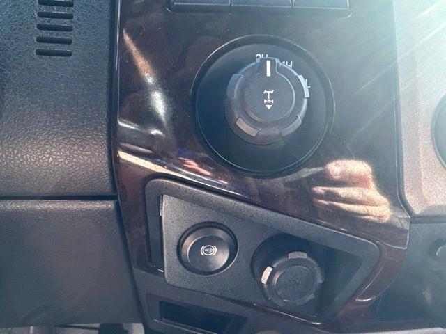 Ford Super Duty F-250 SRW  2015
