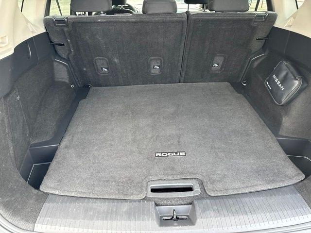 Nissan Rogue  2023