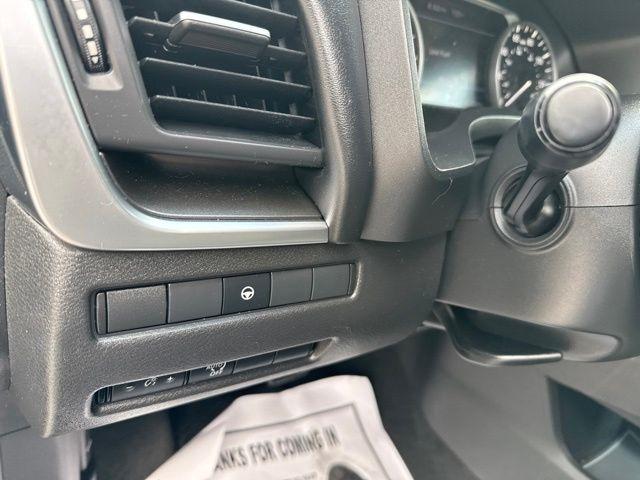 Nissan Rogue  2023