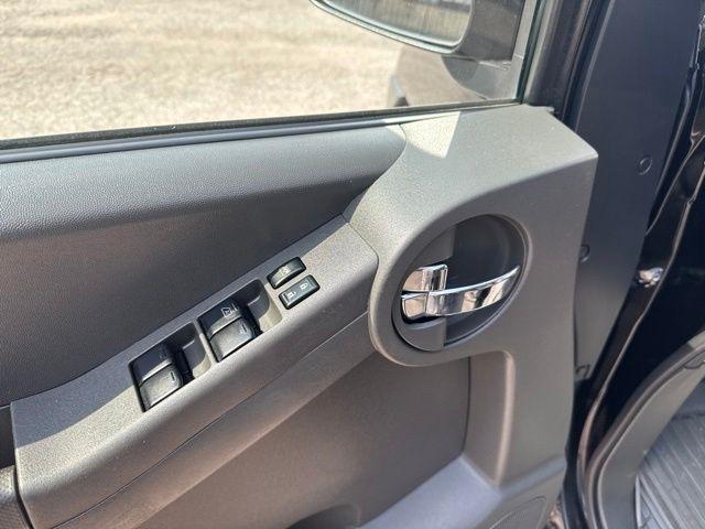 Nissan Xterra  2014