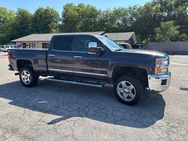 Chevrolet Silverado 2500HD Built After Aug 14  2015