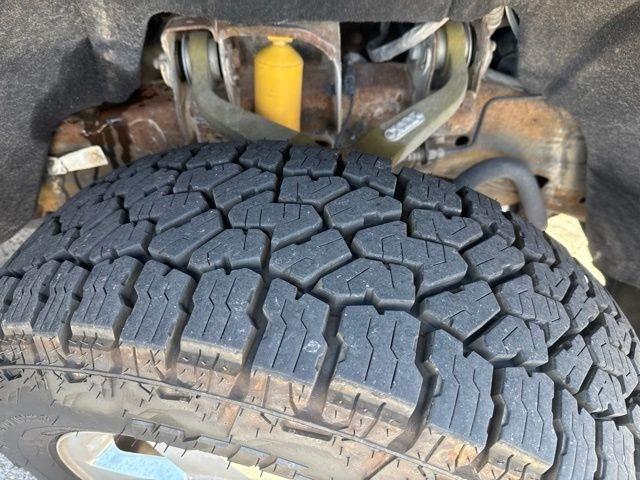Chevrolet Silverado 2500HD Built After Aug 14  2015