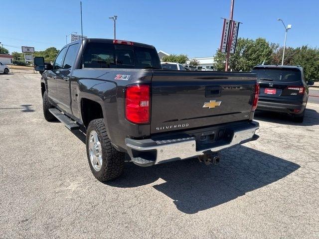 Chevrolet Silverado 2500HD Built After Aug 14  2015