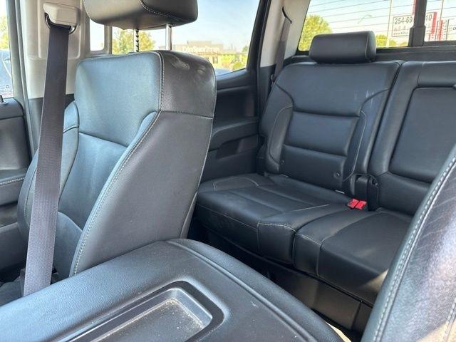 Chevrolet Silverado 2500HD Built After Aug 14  2015