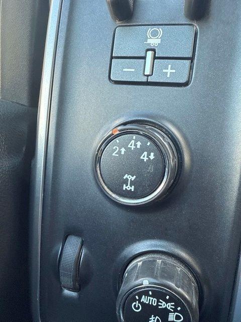 Chevrolet Silverado 2500HD Built After Aug 14  2015