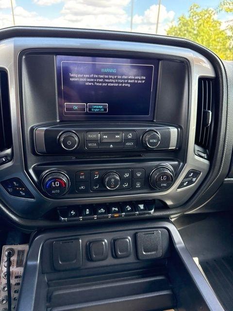 Chevrolet Silverado 2500HD Built After Aug 14  2015