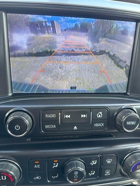 Chevrolet Silverado 2500HD Built After Aug 14  2015