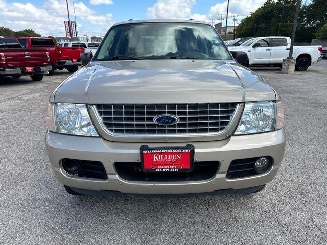 Ford Explorer  2004