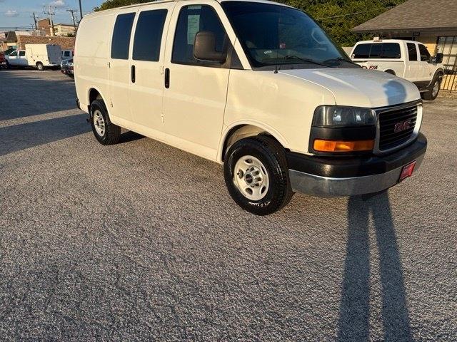 GMC Savana Cargo Van  2016