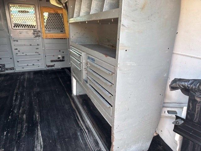 GMC Savana Cargo Van  2016