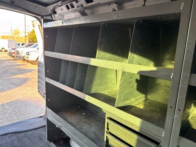 GMC Savana Cargo Van  2016