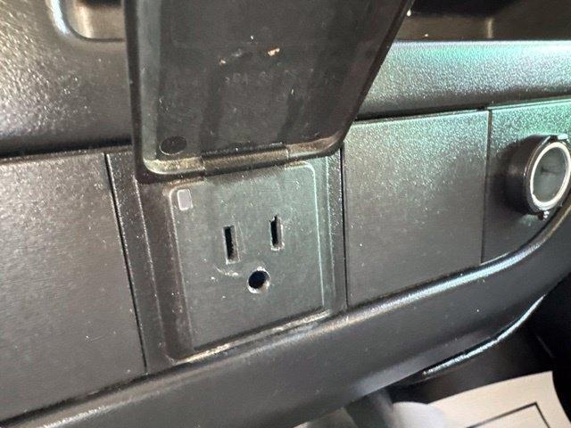 GMC Savana Cargo Van  2016