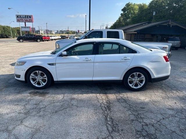 Ford Taurus  2014