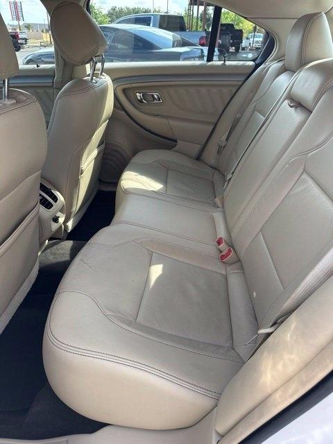 Ford Taurus  2014
