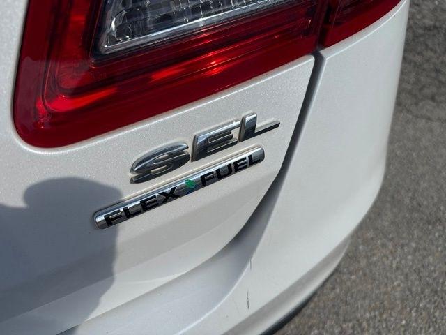 Ford Taurus  2014