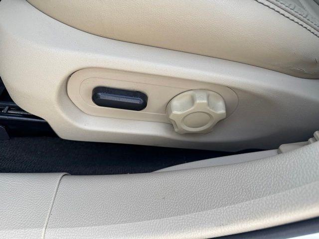 Ford Taurus  2014