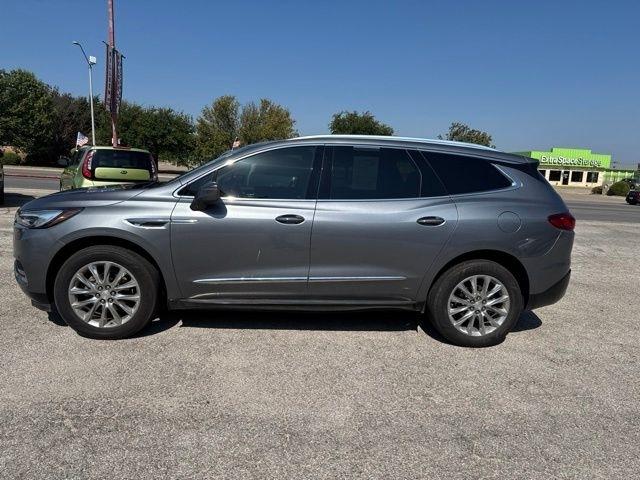 Buick Enclave  2020