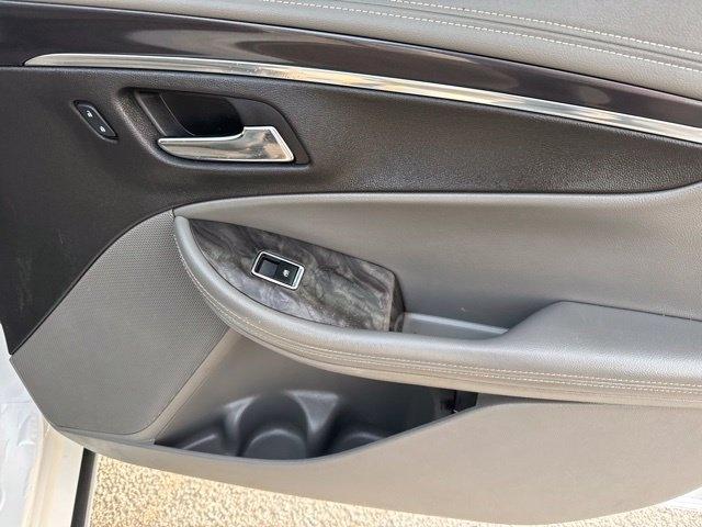 Chevrolet Impala  2014