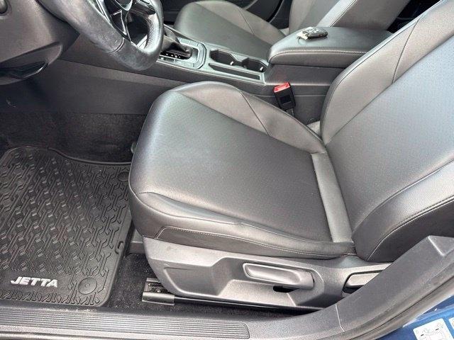 Volkswagen Jetta  2019