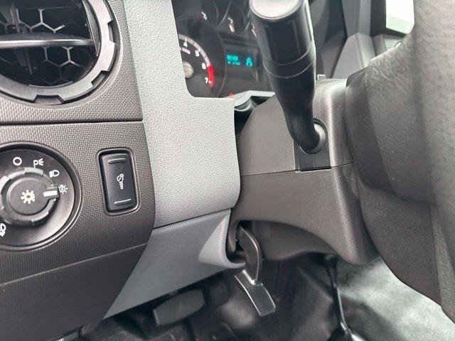 Ford Super Duty F-250 SRW  2014