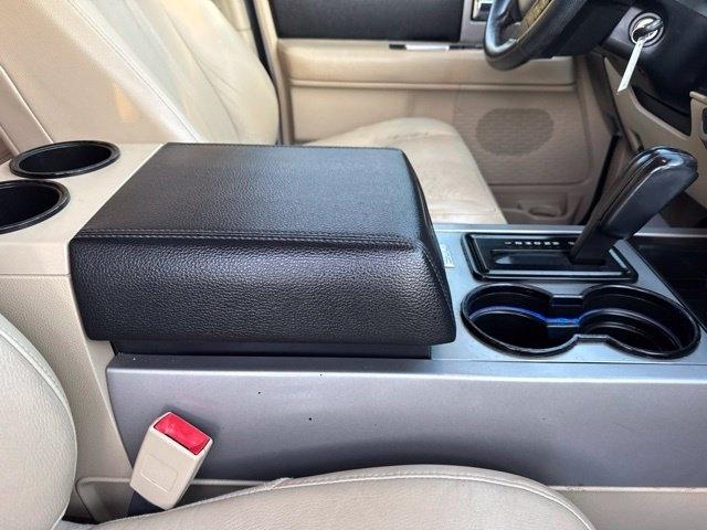 Ford Expedition  2017