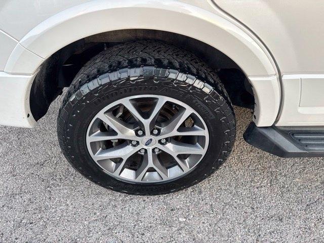 Ford Expedition  2017