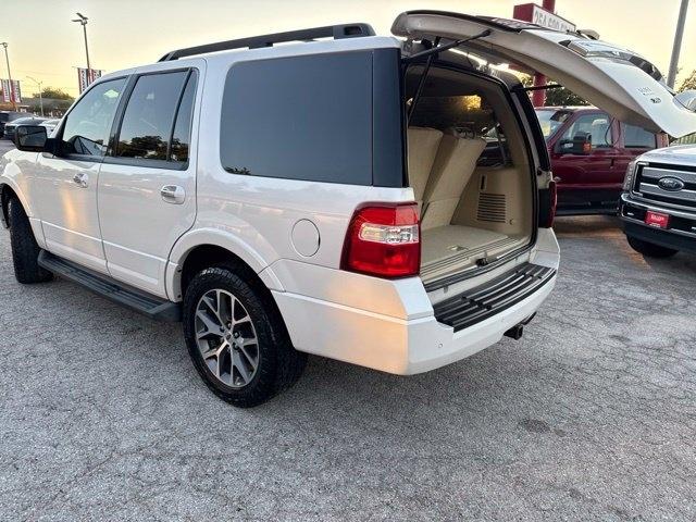 Ford Expedition  2017
