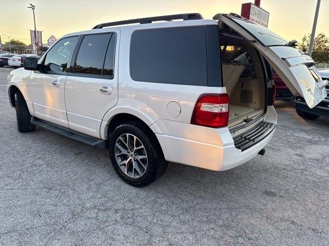 Ford Expedition  2017