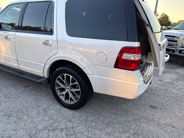 Ford Expedition  2017