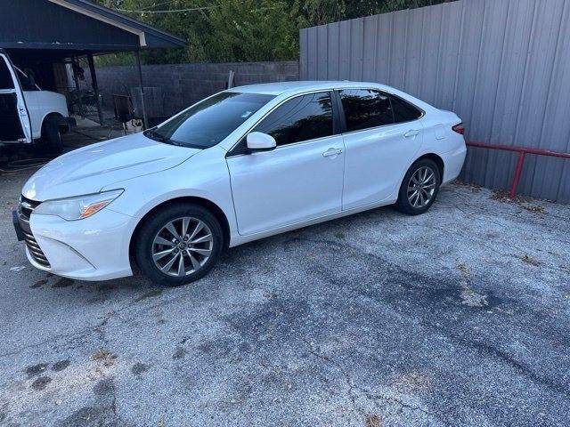 2016 Toyota Camry XLE