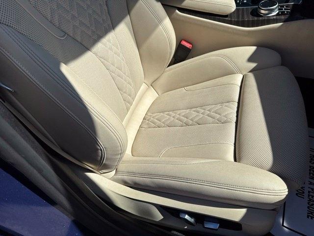 BMW 5 Series  2021