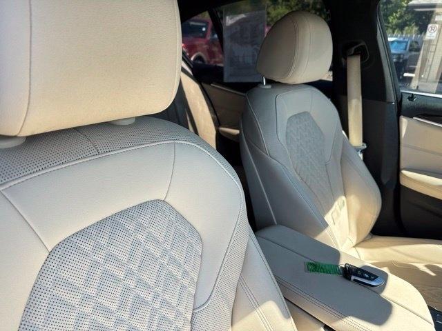 BMW 5 Series  2021