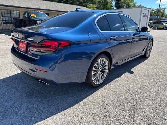 BMW 5 Series  2021
