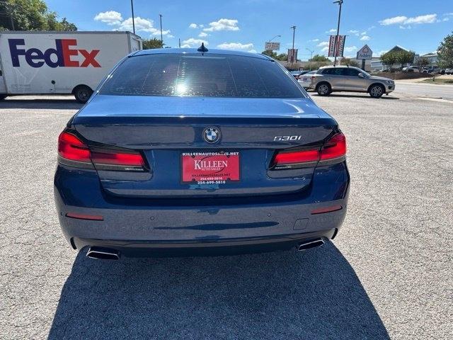 BMW 5 Series  2021