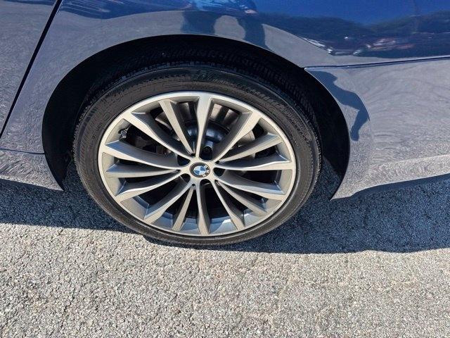 BMW 5 Series  2021