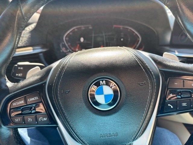 BMW 5 Series  2021