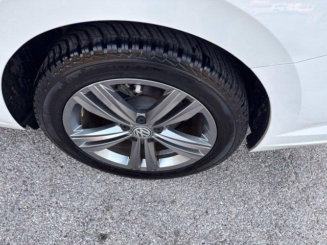 Volkswagen Jetta  2019