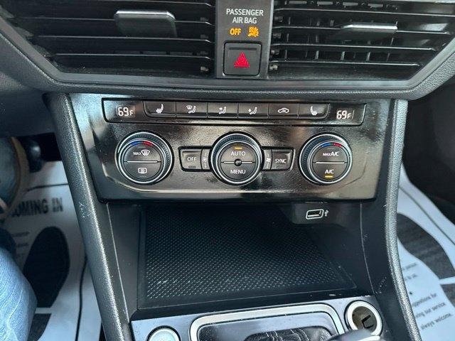 Volkswagen Jetta  2019