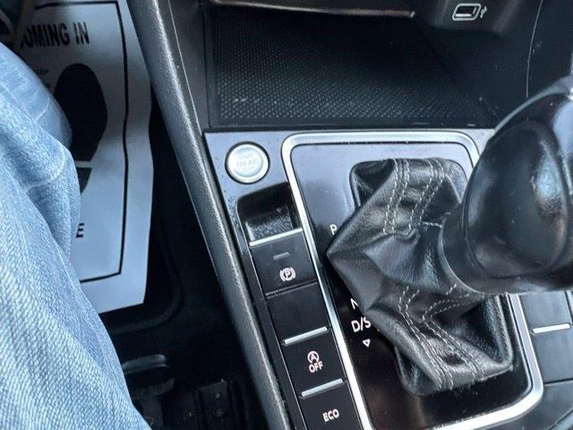Volkswagen Jetta  2019