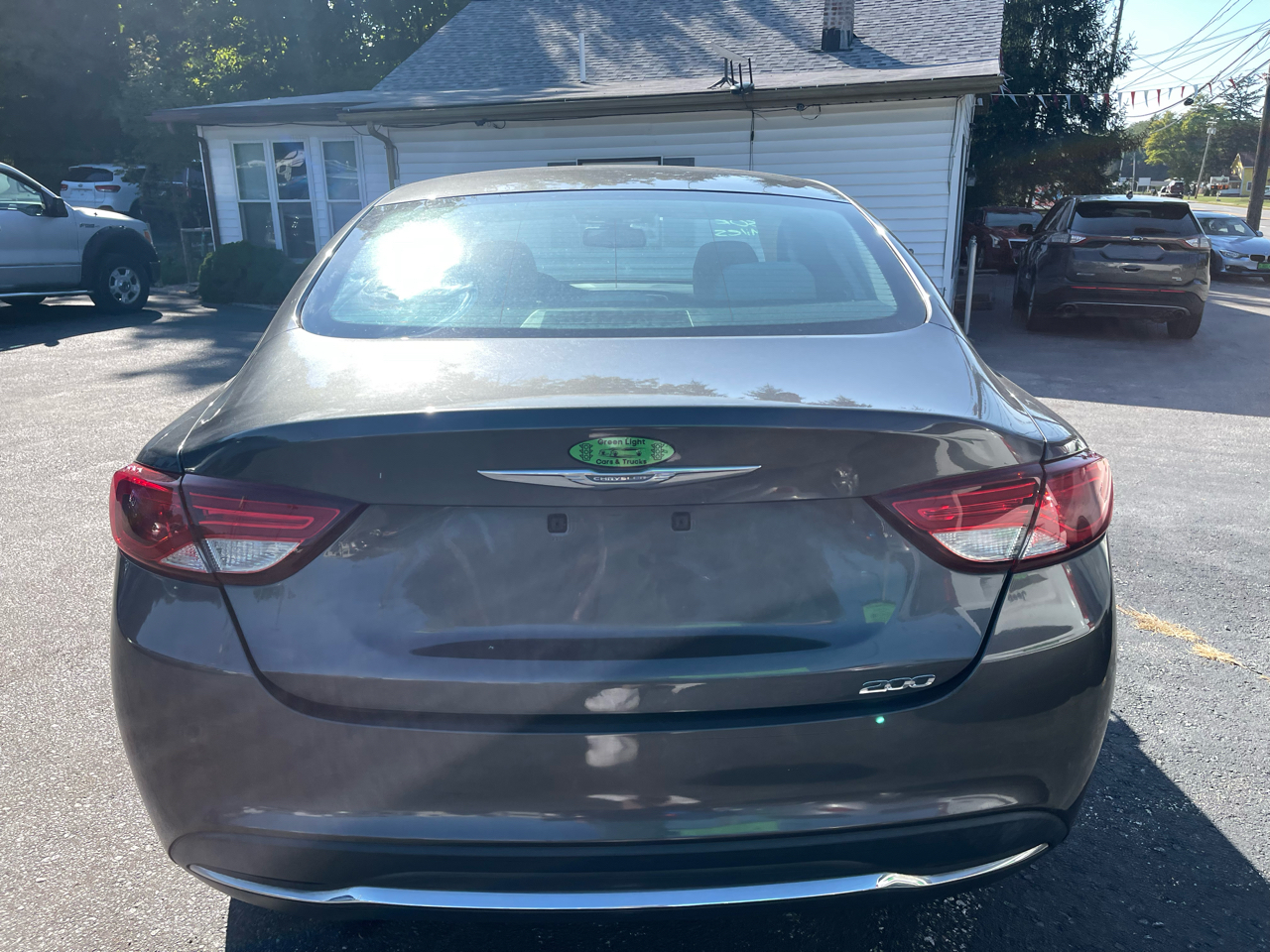 2015 Chrysler 200 Limited photo 3